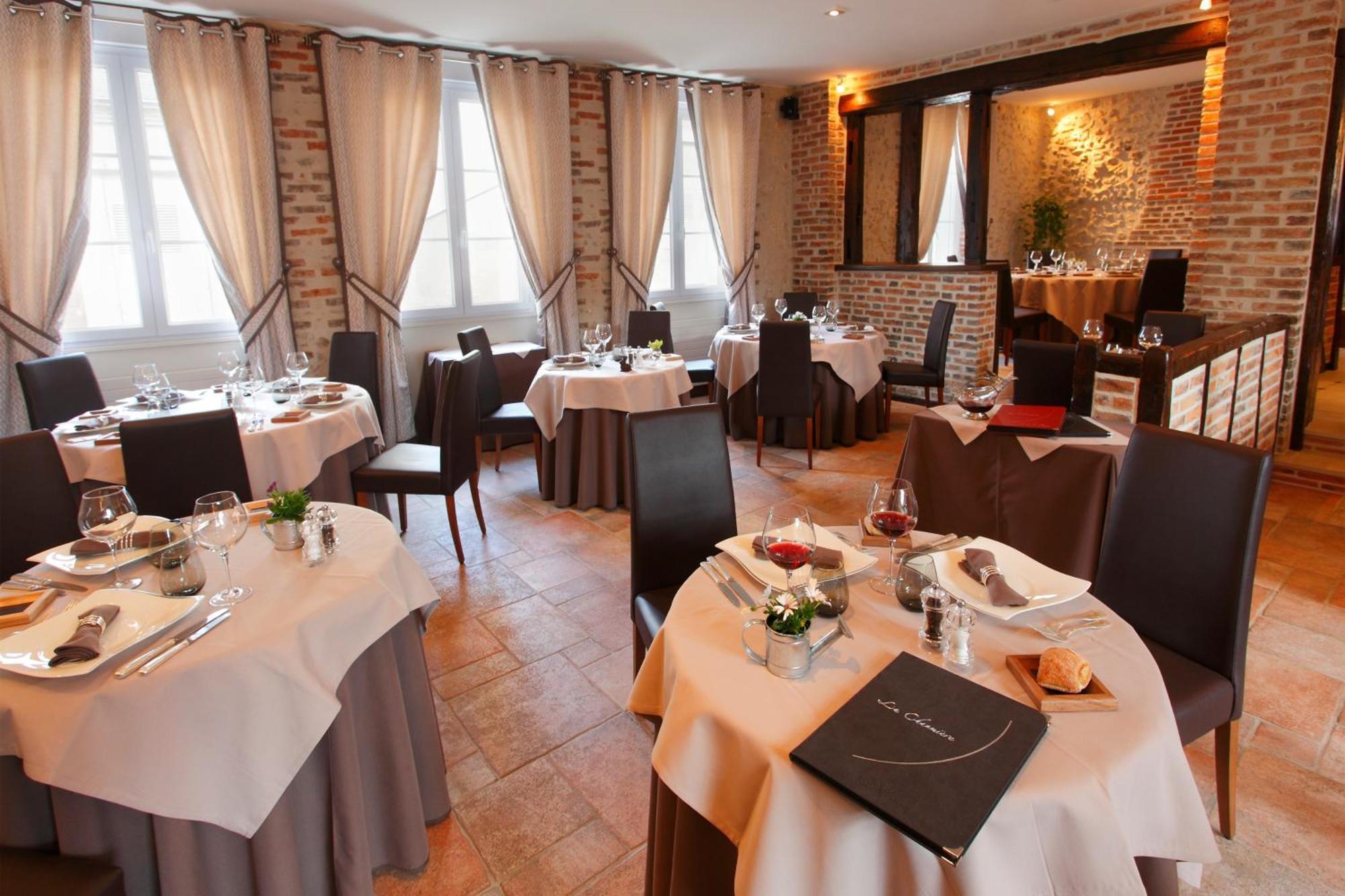 Hotel La Chaumiere Aubigny-sur-Nère Zewnętrze zdjęcie