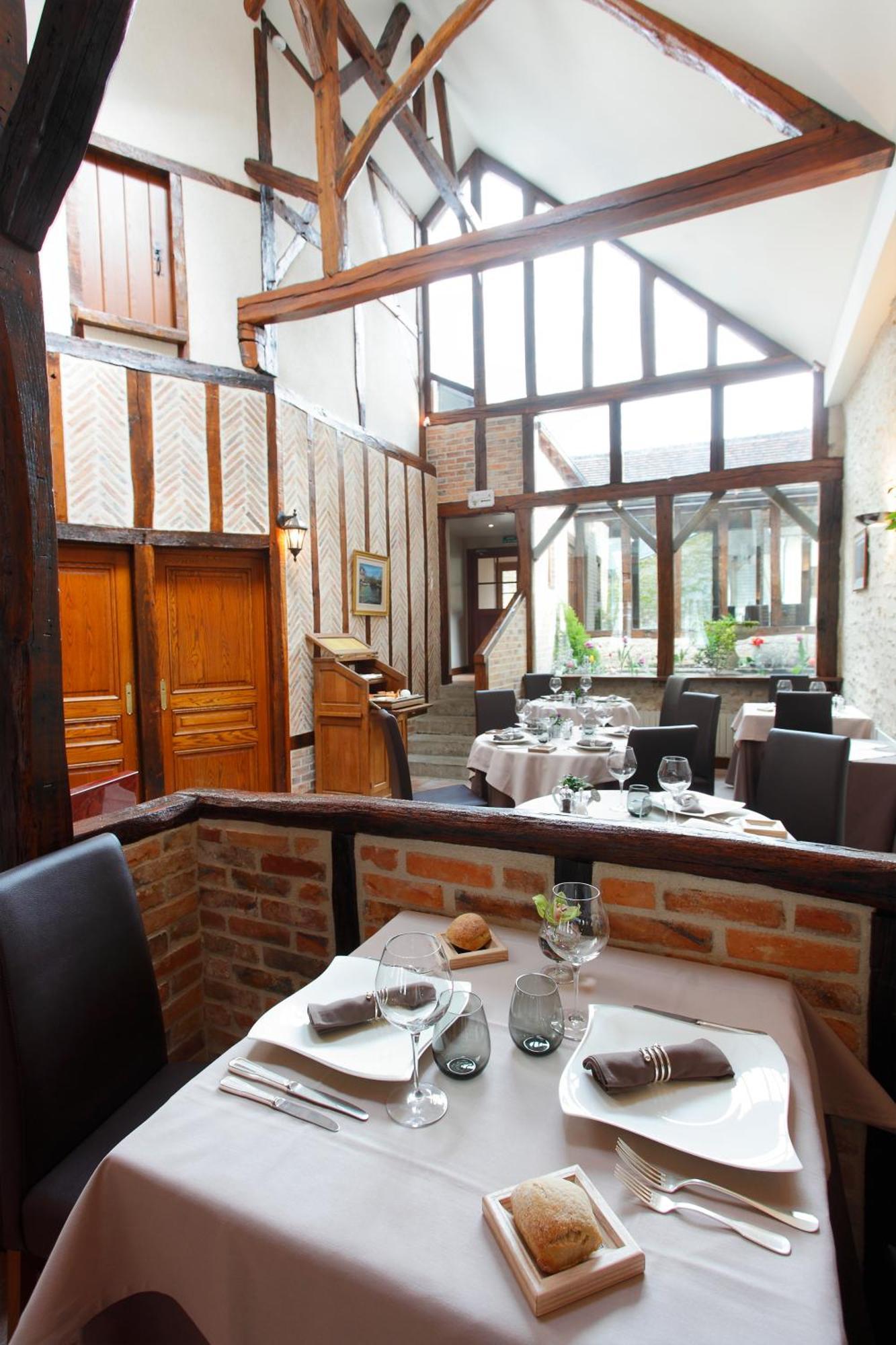 Hotel La Chaumiere Aubigny-sur-Nère Zewnętrze zdjęcie