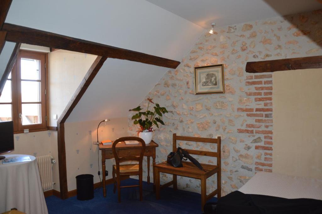 Hotel La Chaumiere Aubigny-sur-Nère Pokój zdjęcie